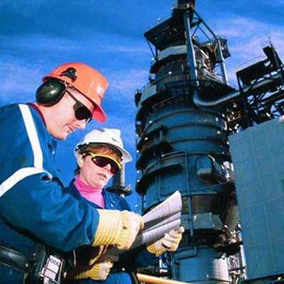 Suncor Energy launches $6.6 billion bid to takeover Canadian Oil Sands Limited