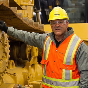 Finning International Inc. makes a landmark deal with Kramer Caterpillar